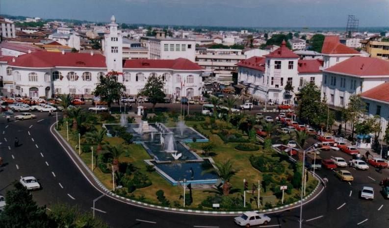 میدان شهرداری رشت؛ از دوران پهلوی