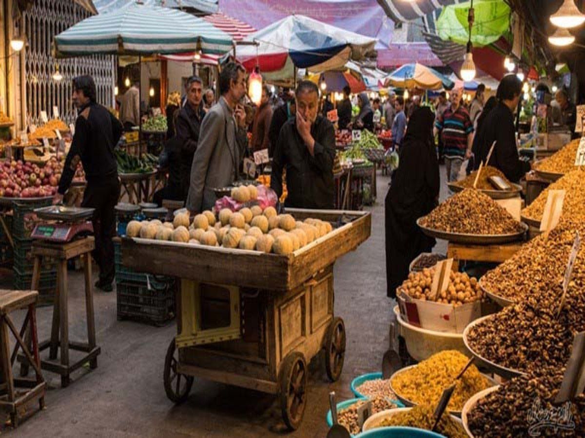 فضای داخلی چهارسوق بازار بزرگ رشت