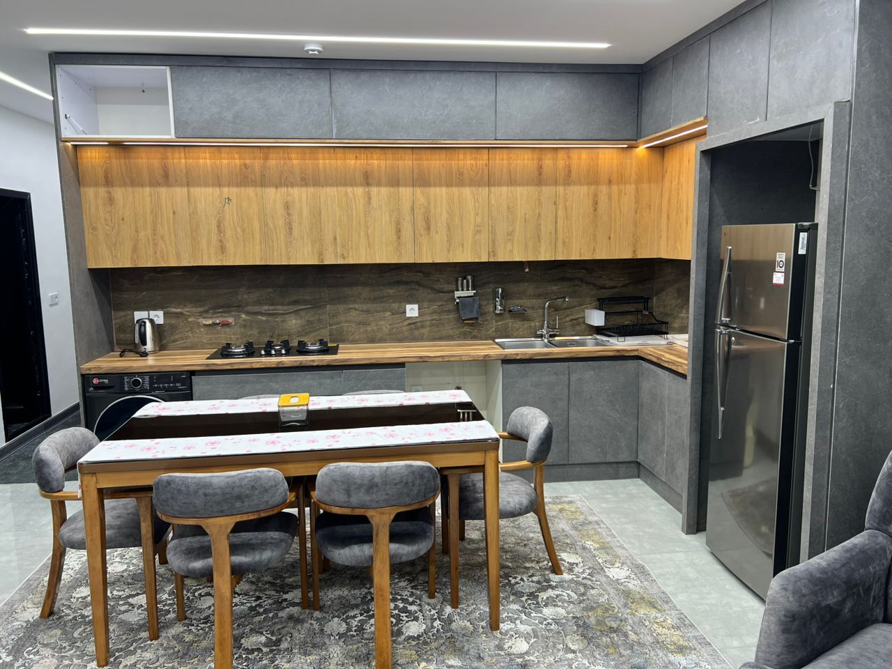 اجاره مجتمع اقامتی سام پلازا سه خوابه در قشم - تصویر 2